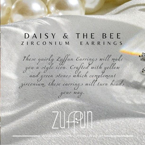 Daisy and the Bee Studs