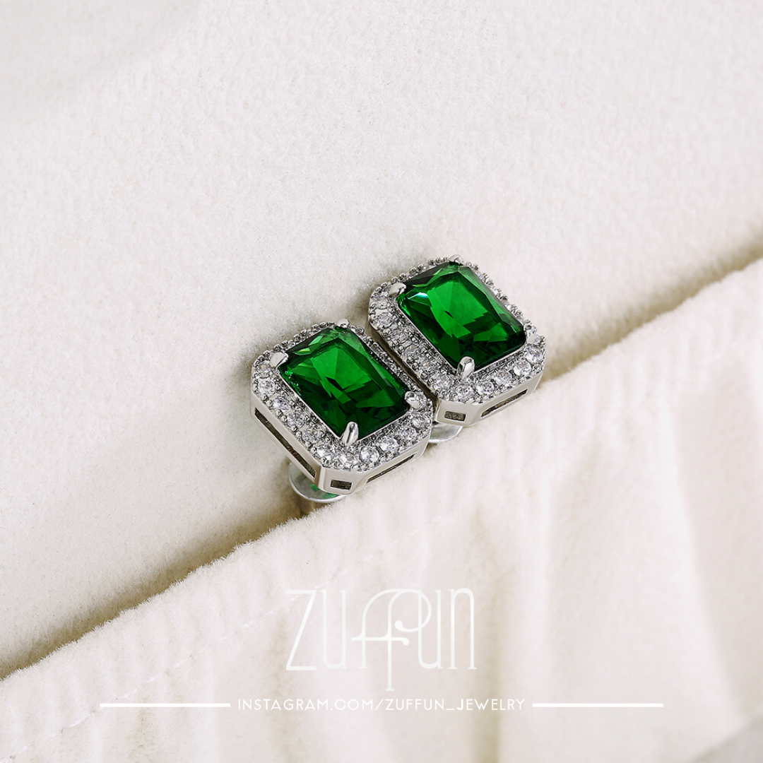 Elegance Studs - Green