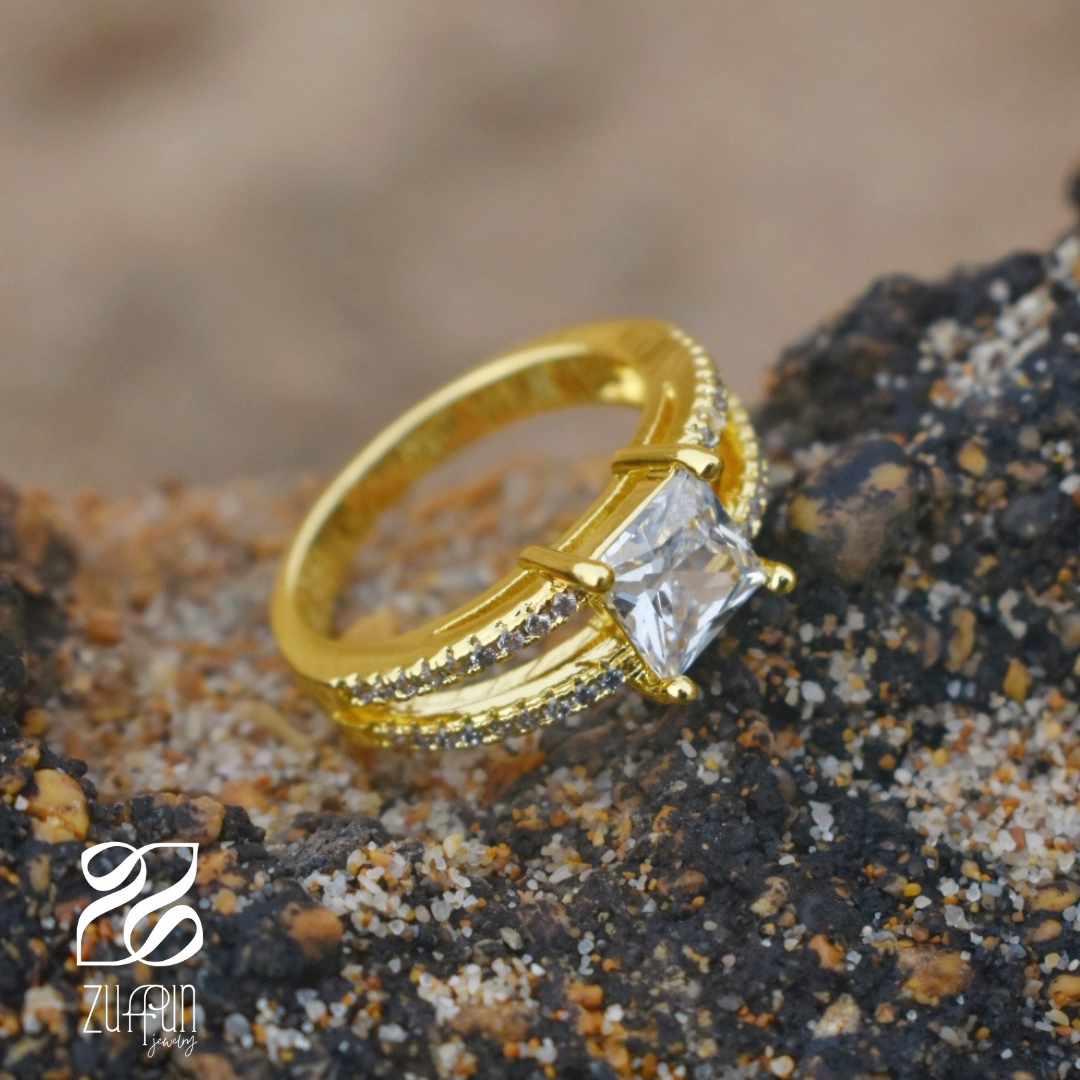 Clarissa Ring | Zirconium