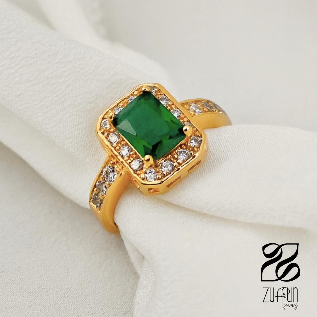 Emerald Envy Ring (Small-Princess Cut)