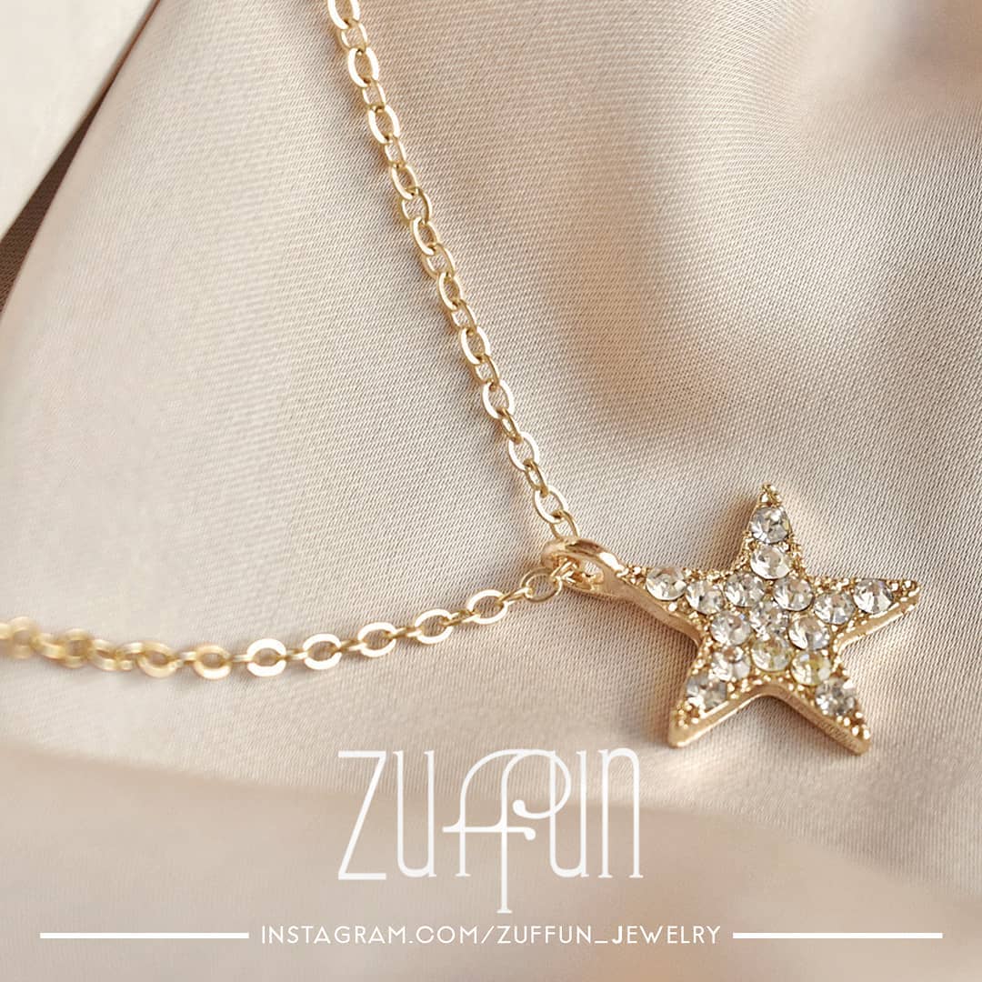 Star Pendant Necklace