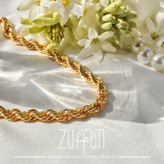 Twisted Corde Necklace