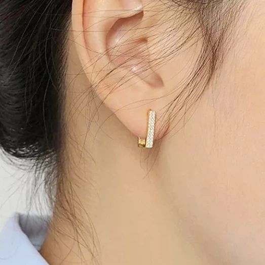 Lara Hoops-White
